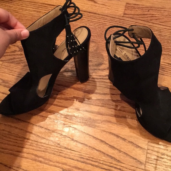 Call it spring heels - Picture 2 of 5